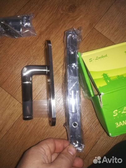 Замок врезной с ручкой