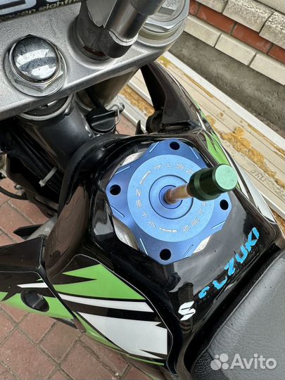 Suzuki dr-z 400