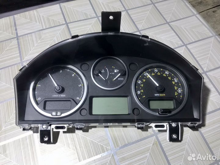 Щиток приборов Land Rover Freelander 2