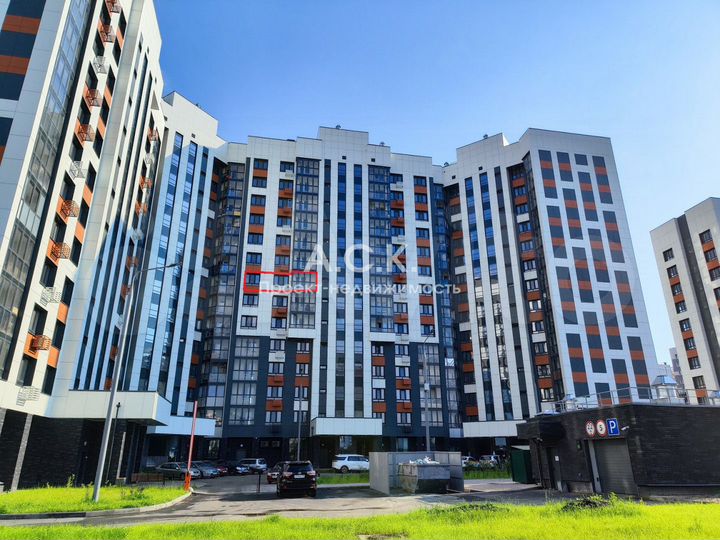 3-к. квартира, 81,7 м², 8/14 эт.