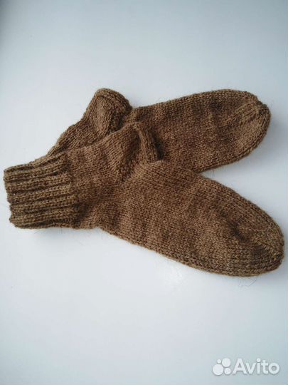 Вязаные носки ручной работы