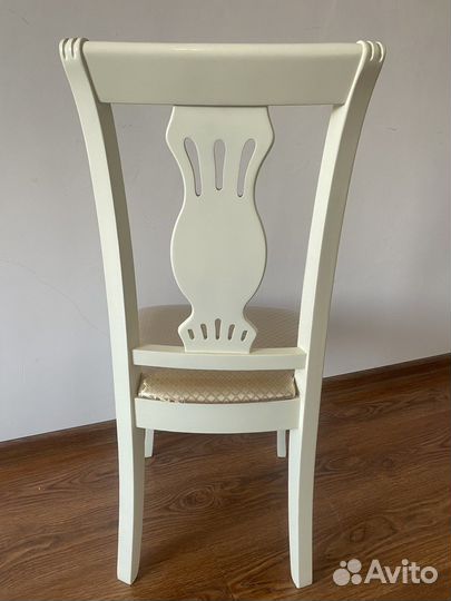 Стулья версачи