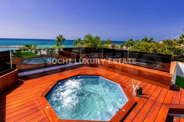 Дом 410 м² на участке 10 сот.