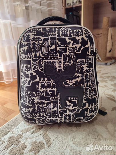 Рюкзак школьный для девочки hatber