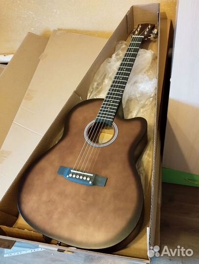 Гитара с широким грифом (Россия)