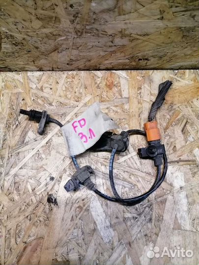 Датчик ABS задний левый Honda Civic 8 4D