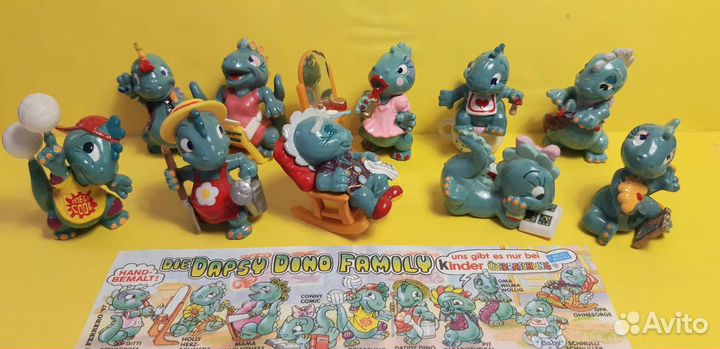 Серия киндер Динозавры семейные