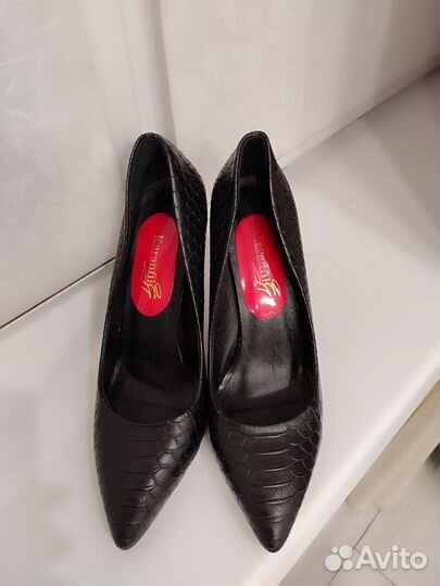 Туфли женские 38 размер черные