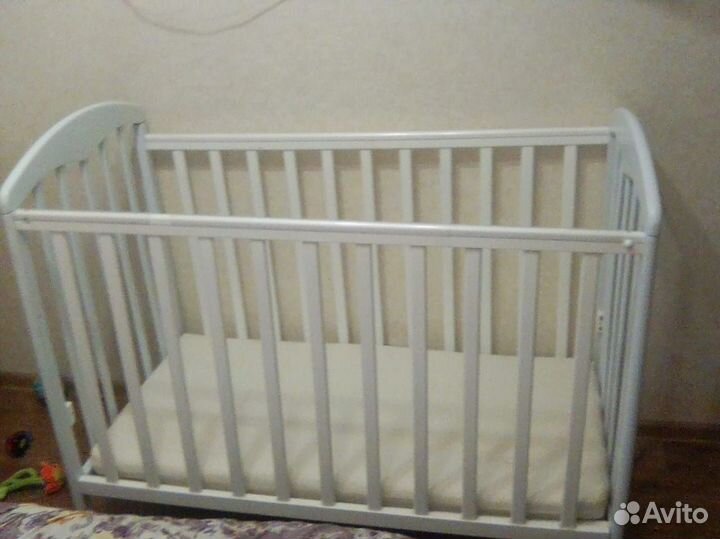 Продам кроватку