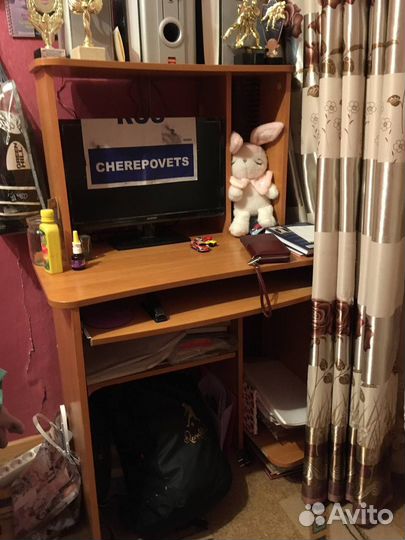 Компьютерный стол