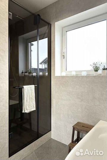 Стеклянное ограждение в душ