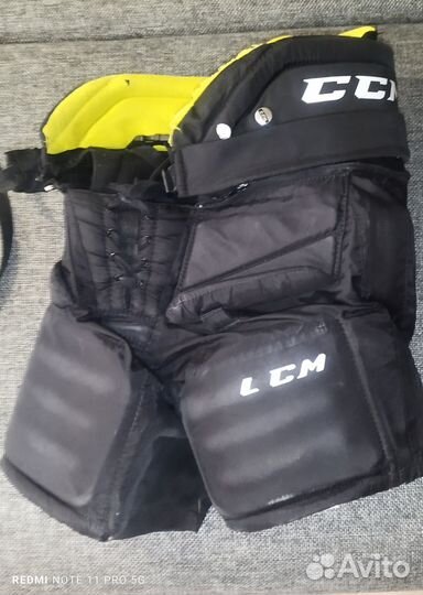 Вратарская хоккейная форма