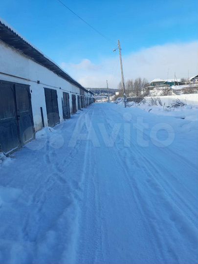 Гараж, > 30 м²