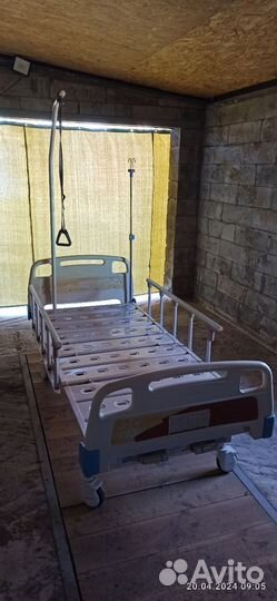 Медицинская кровать для лежачих больных бу