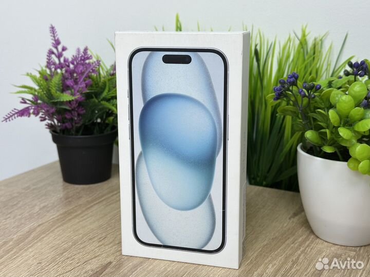 iPhone 15, 256 ГБ