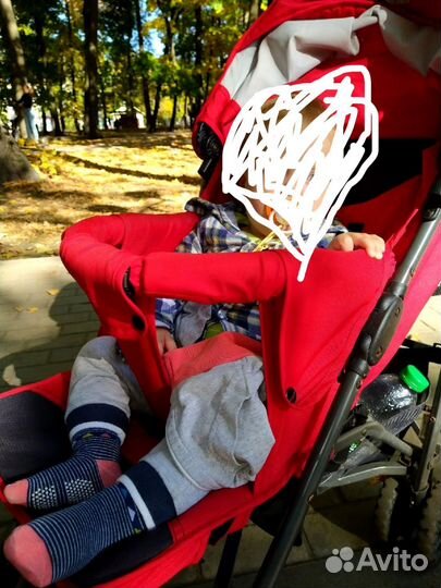 Прогулочная коляска трость