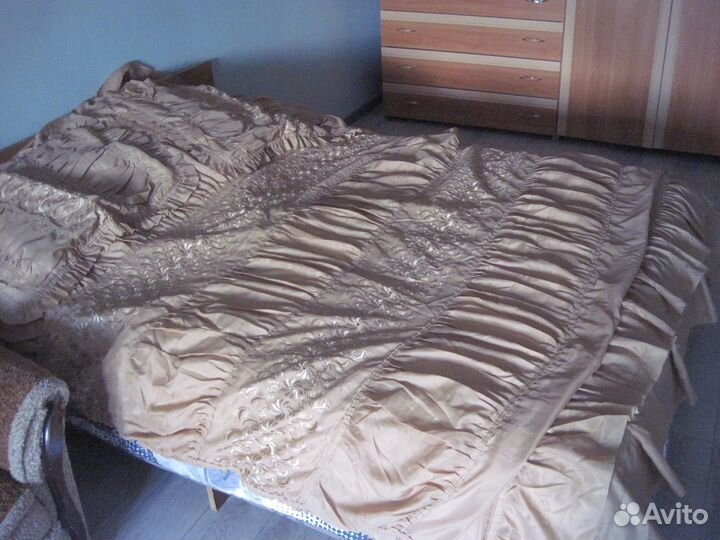 Покрывало на кровать