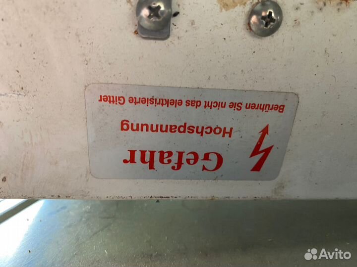 Мухобойка электрическая для кухни