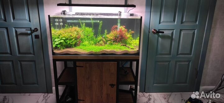 Аквариум с тумбой
