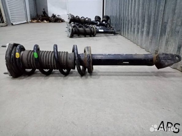 Стойка передняя Инфинити ку 50 кью 50 Infiniti Q50