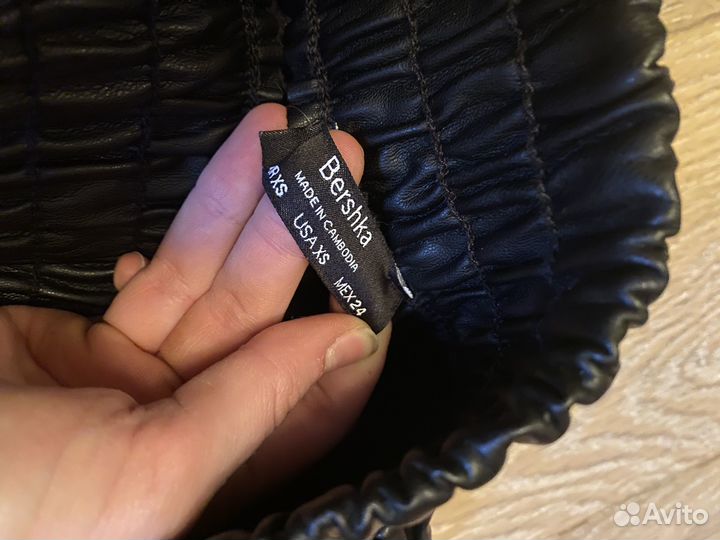 Кожаные брюки bershka