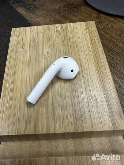 Правый наушник для AirPods 2. Новый