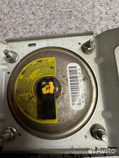 Подушка безопасности пассажира правая Ssangyong