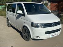 Volkswagen Multivan 2.0 AMT, 2010, 175 000 км, с пробегом, цена 2 241 000 руб.