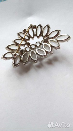 Брошь винтажная. (60- е годы 20 века) Чехия