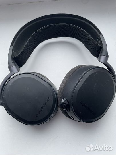 Беспроводные наушники steelseries arctis pro