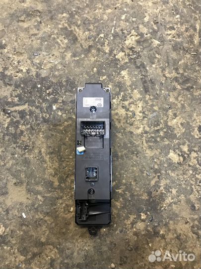 Блок стеклоподъемников Mazda CX-7