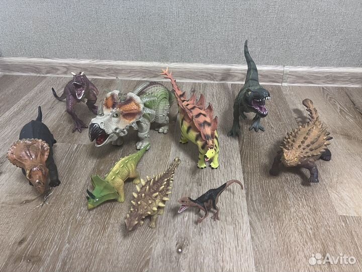 Набор динозавров