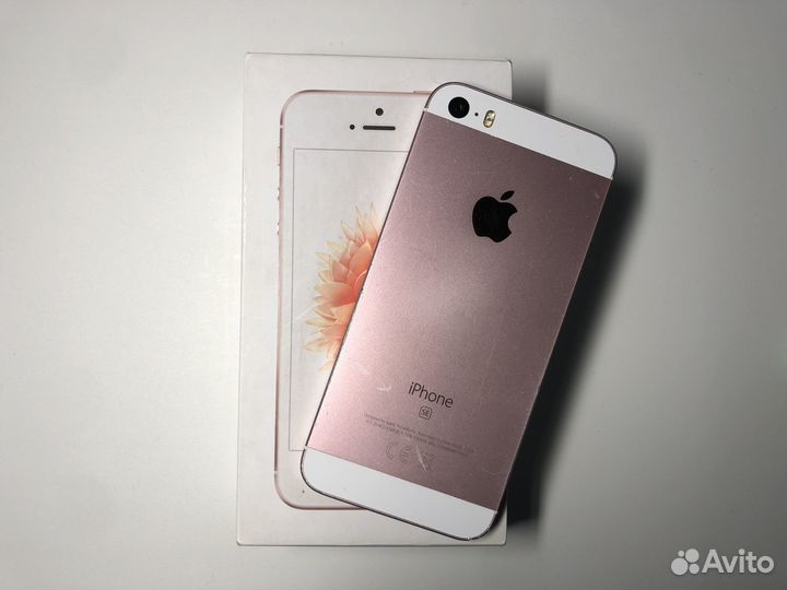 iPhone SE, 32 ГБ