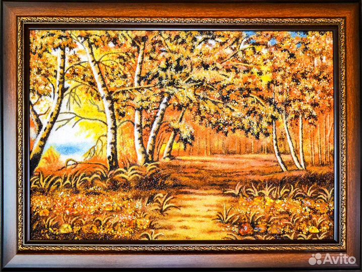 Картина из янтаря - Пейзаж в лесу Array