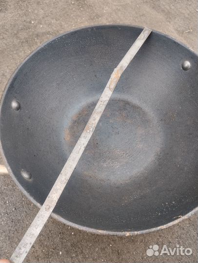 Казан чугунный бу