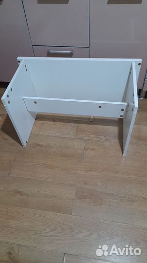 Письменный стол