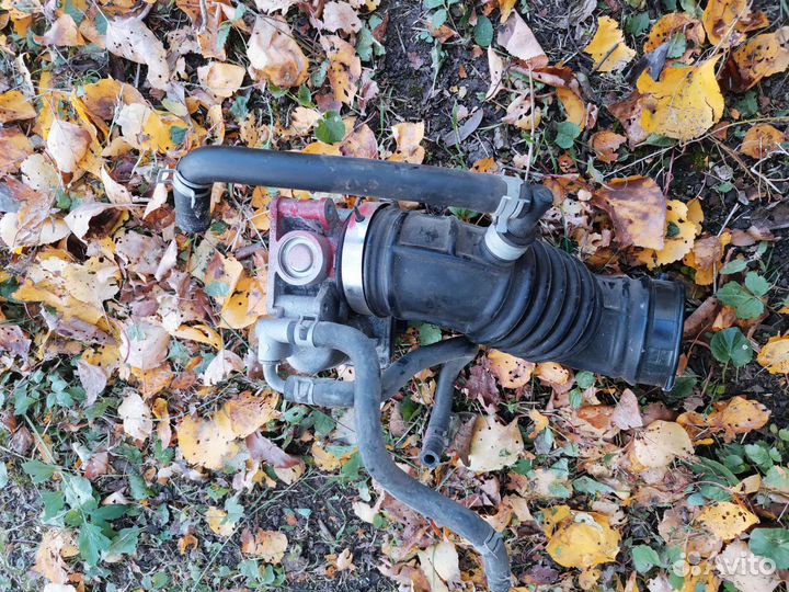 Дроссельная заслонка Nissan tiida