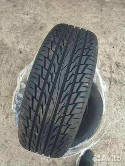 Accelera 651 225/60 R18