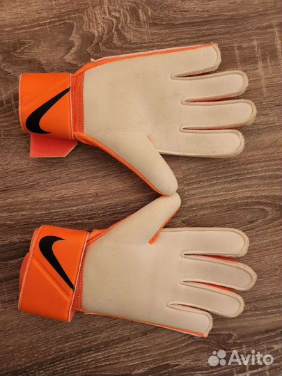 Вратарские перчатки nike