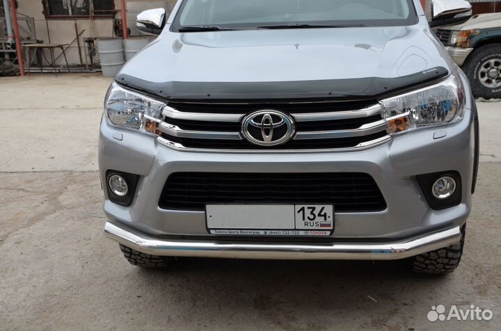 Защита переднего бампера Toyota Hilux Black Onyx