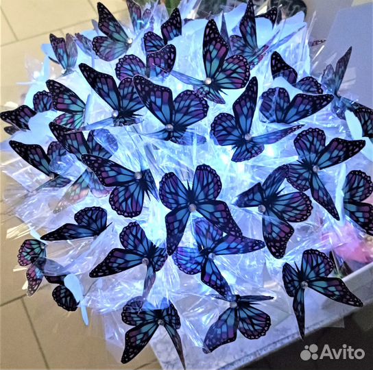 Букет светильник из бабочек