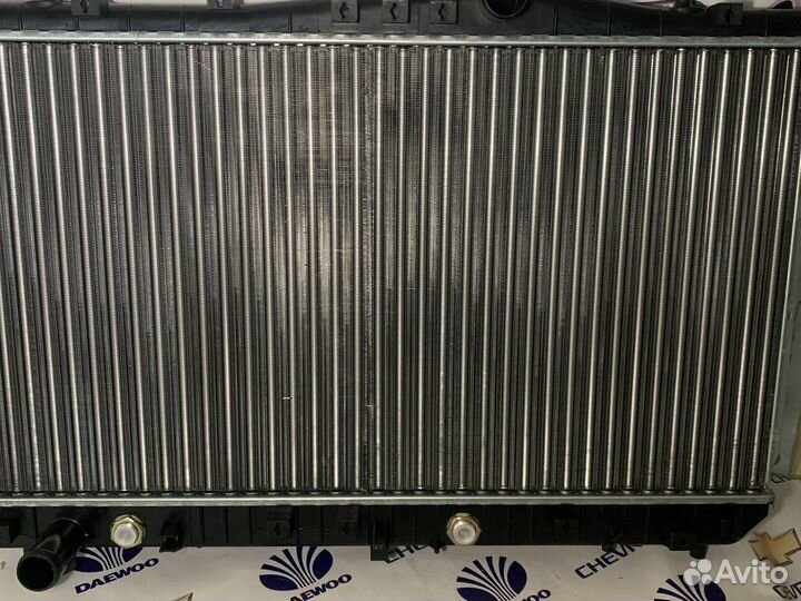 Радиатор охлаждения Chevrolet Lacetti 1.4-1.8 AT