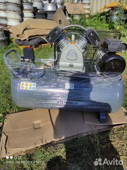 Воздушный компрессор