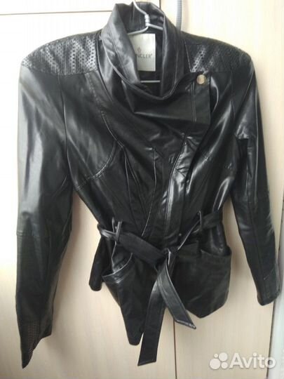 Женская одежда