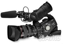 Продам профессиональную видеокамеру canon XL H1a