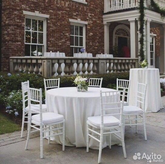 Стул Кьявари деревянный в аренду(Белый)
