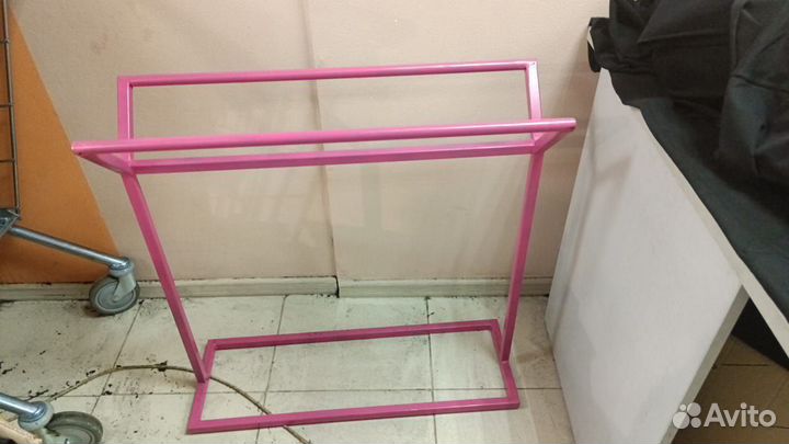 Вешалка напольная