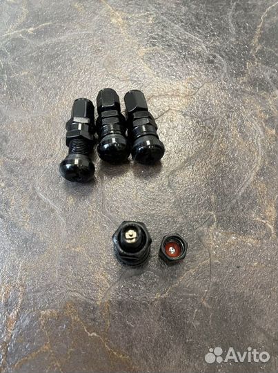 Новый вентиль, ниппель для бескамерных шин