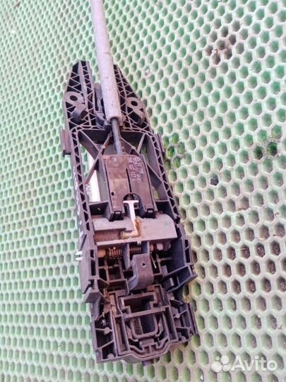 Ручка двери внешняя задняя Volkswagen Tiguan clja