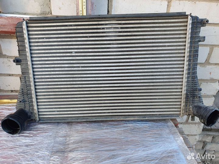 Радиатор интеркулера VAG